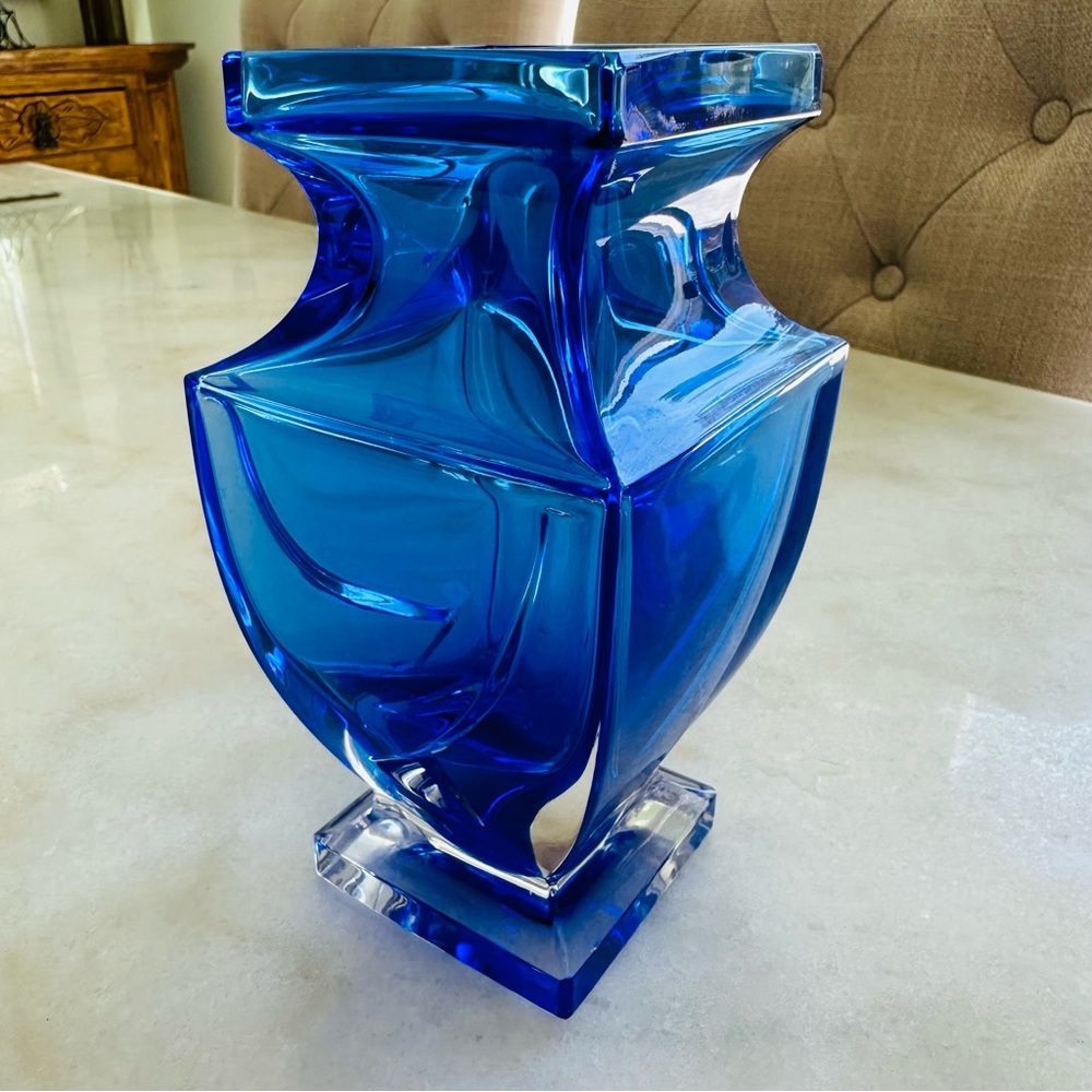 Vintage Royal Gallery Lead Crystal Vase